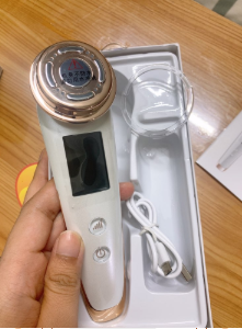 Lumina Glow – LED Light Therapy Facial Massager | Skincare Devicee